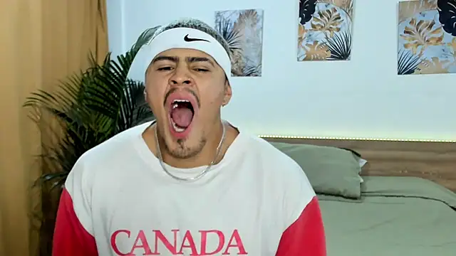 Snapshot of Baltazar_Dupont chatting on 03/11/25, 10:51 Baltazar Dupont online show from 03/11/25, 10:51