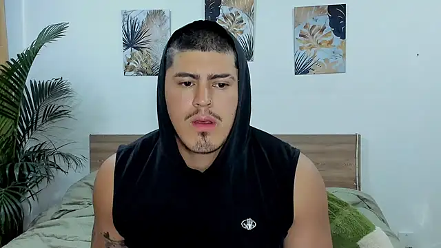 Snapshot of Baltazar_Dupont chatting on 03/21/25, 11:12 Baltazar Dupont online show from 03/21/25, 11:12