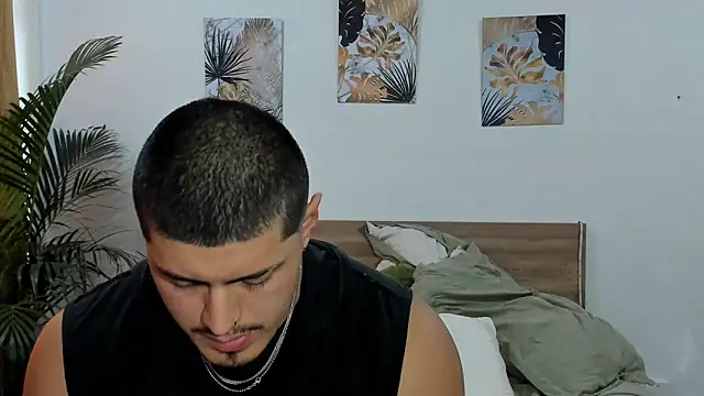 Snapshot of Baltazar_Dupont chatting on 03/21/25, 02:18 Baltazar Dupont online show from 03/21/25, 02:18