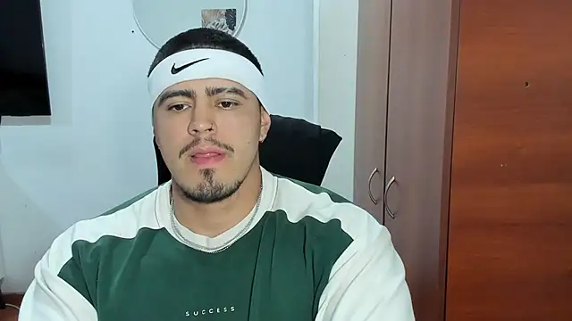 Snapshot of Baltazar_Dupont chatting on 11/01/25, 02:57 Baltazar Dupont online show from 11/01/25, 02:57