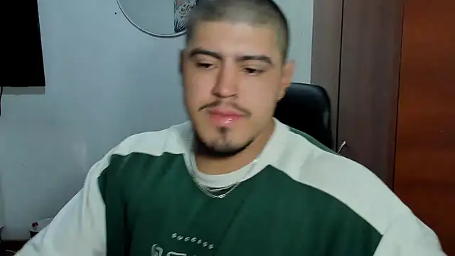 Snapshot of Baltazar_Dupont chatting on 11/26/25, 11:22 Baltazar Dupont online show from 11/26/25, 11:22