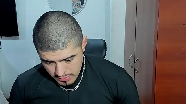 Snapshot of Baltazar_Dupont chatting on 11/28/25, 11:02 Baltazar Dupont online show from 11/28/25, 11:02