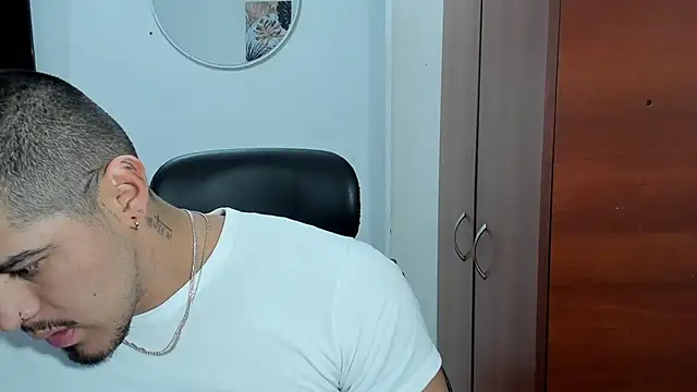 Snapshot of Baltazar_Dupont chatting on 12/01/25, 11:15 Baltazar Dupont online show from 12/01/25, 11:15