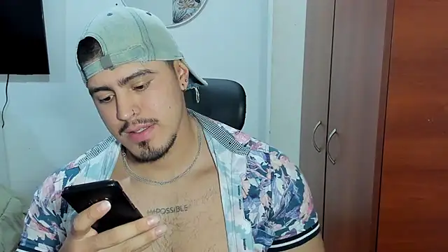 Snapshot of Baltazar_Dupont chatting on 12/04/25, 01:59 Baltazar Dupont online show from 12/04/25, 01:59