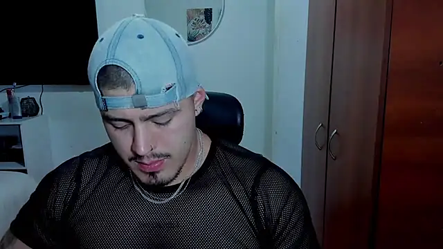 Baltazar Dupont online show from 04/30/26, 02:18