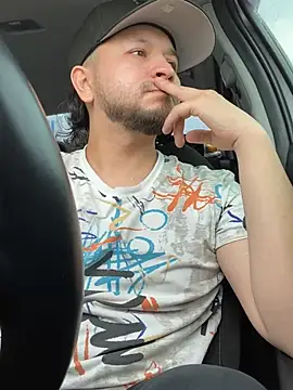 Clu0 online show from 04/17/26, 07:28