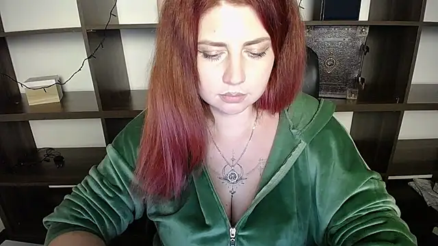 Lizzy Love online show from 01/21/25, 04:27