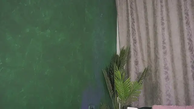 FoxieJullia online show from 03/14/25, 10:39