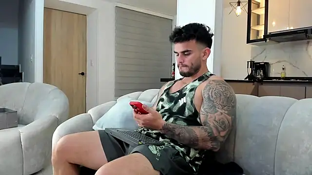 Ricardogo19 online show from 12/03/25, 01:24