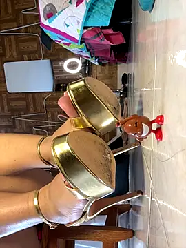 Cristina Vanegas631 online show from 12/13/25, 07:53