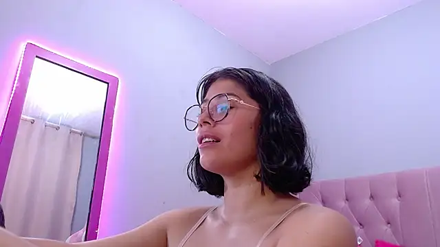 LoaLuxury online show from 03/19/25, 12:26