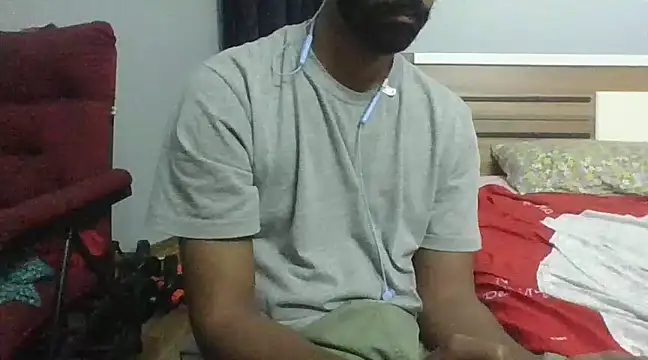 Snapshot of IndianEurope chatting on 01/08/25, 02:25 IndianEurope online show from 01/08/25, 02:25