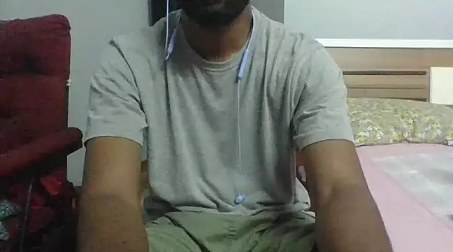 Snapshot of IndianEurope chatting on 01/20/25, 02:03 IndianEurope online show from 01/20/25, 02:03