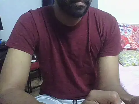 Snapshot of IndianEurope chatting on 10/05/25, 07:56 IndianEurope online show from 10/05/25, 07:56