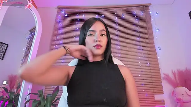 Snapshot of eyleen_lee_ chatting on 01/11/25, 12:22 eyleen lee  online show from 01/11/25, 12:22