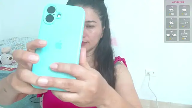 Emelyross  online show from 12/21/25, 04:14