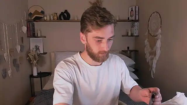 Snapshot of DexterDexx chatting on 10/01/25, 09:37 DexterDexx online show from 10/01/25, 09:37