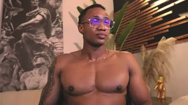 Logan Varela online show from 02/12/25, 01:30