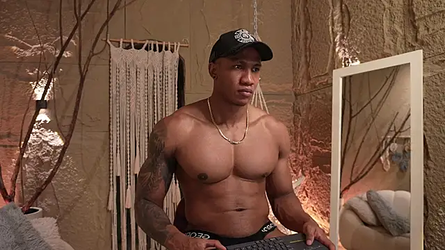 Logan Varela online show from 09/24/25, 12:08