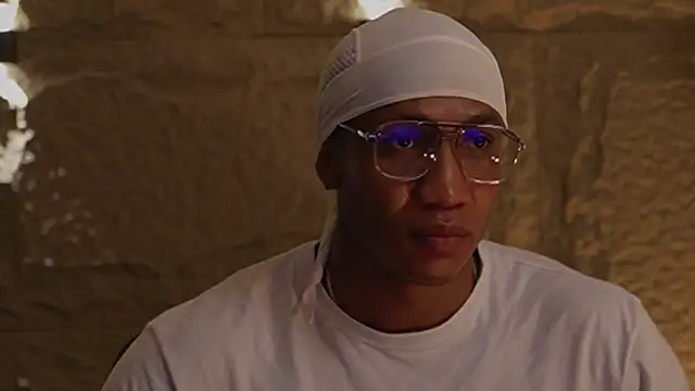 Logan Varela online show from 11/25/25, 10:15