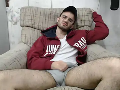 Snapshot of erikamavrik chatting on 12/22/24, 11:52 erikamavrik online show from 12/22/24, 11:52