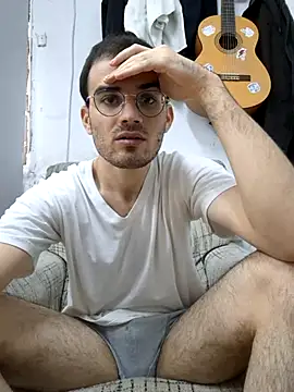 Snapshot of erikamavrik chatting on 02/20/25, 12:04 erikamavrik online show from 02/20/25, 12:04