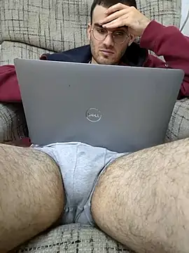 Snapshot of erikamavrik chatting on 03/09/25, 12:31 erikamavrik online show from 03/09/25, 12:31