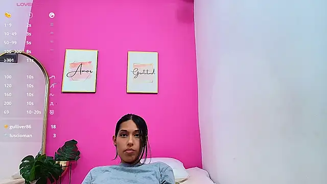 yourcuteneighbourr online show from 01/21/25, 09:35