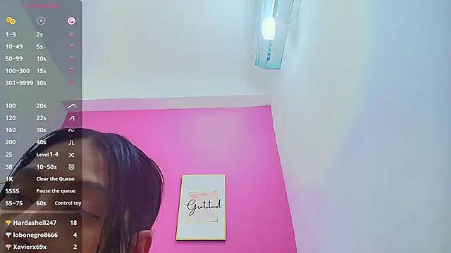 yourcuteneighbourr online show from 02/25/25, 09:31