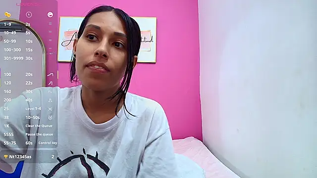 yourcuteneighbourr online show from 03/05/25, 06:12