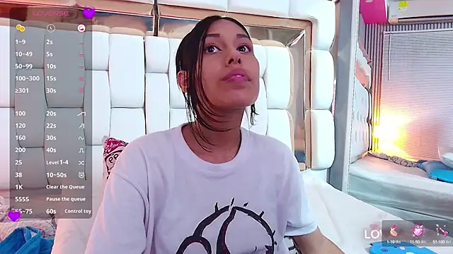 yourcuteneighbourr online show from 03/07/25, 06:02