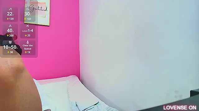 yourcuteneighbourr online show from 03/11/25, 06:00