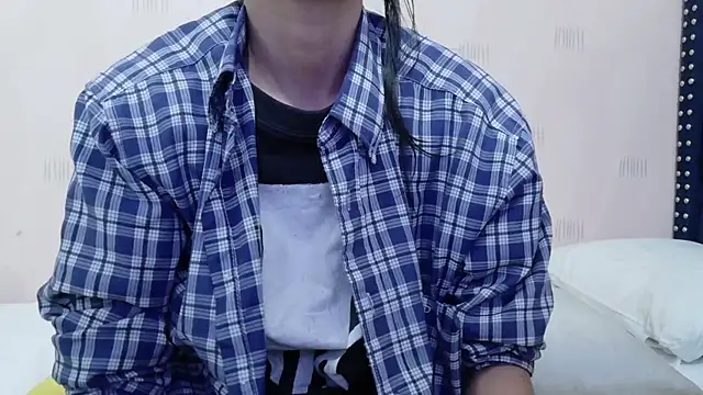 yourcuteneighbourr online show from 02/28/26, 02:56