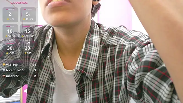 yourcuteneighbourr online show from 03/26/26, 03:12