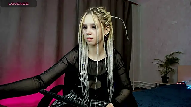 Valerie Woods online show from 12/26/24, 07:03