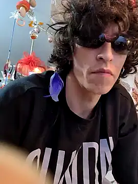 gurlnips online show from 02/24/25, 08:06