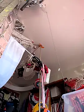 gurlnips online show from 03/05/25, 11:27