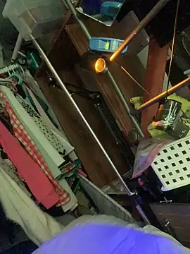 gurlnips online show from 11/24/25, 10:26