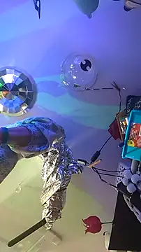 gurlnips online show from 01/18/26, 04:05