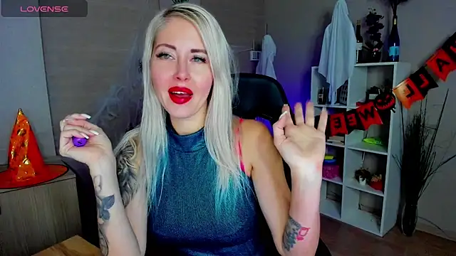 Mermaid N online show from 10/27/25, 01:42