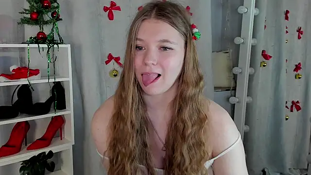 Rebecca Kelly online show from 12/18/24, 10:35