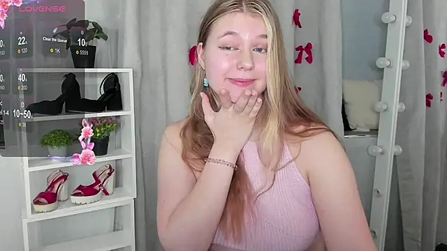 Rebecca Kelly online show from 02/11/25, 06:22