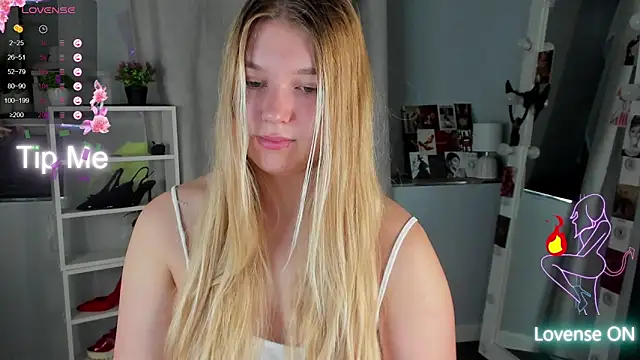 Rebecca Kelly online show from 09/09/25, 01:49