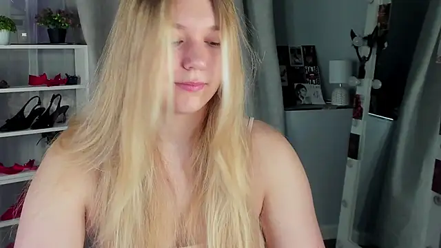 Rebecca Kelly online show from 10/20/25, 02:01