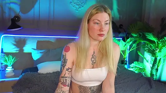 Liv Fay online show from 03/14/25, 08:38