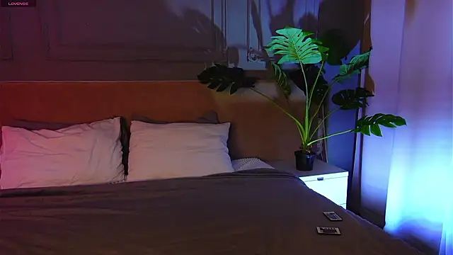 Liv Fay online show from 02/17/26, 01:51