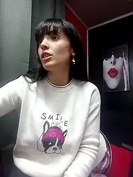 Snapshot of sailor_moon07 chatting on 02/04/25, 02:28 sailor moon07 online show from 02/04/25, 02:28