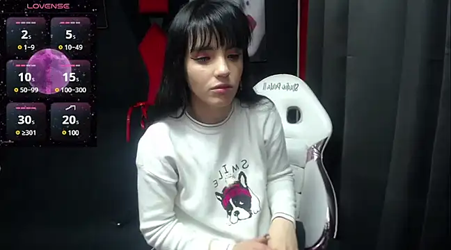 Snapshot of sailor_moon07 chatting on 02/04/25, 06:36 sailor moon07 online show from 02/04/25, 06:36