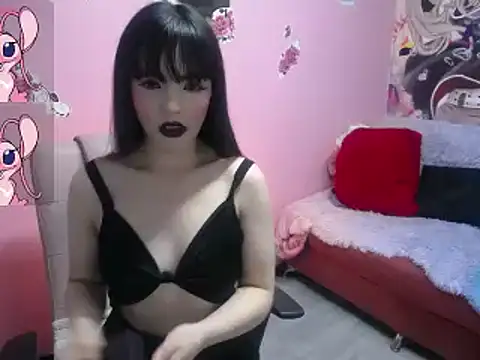 Snapshot of sailor_moon07 chatting on 03/23/25, 03:21 sailor moon07 online show from 03/23/25, 03:21