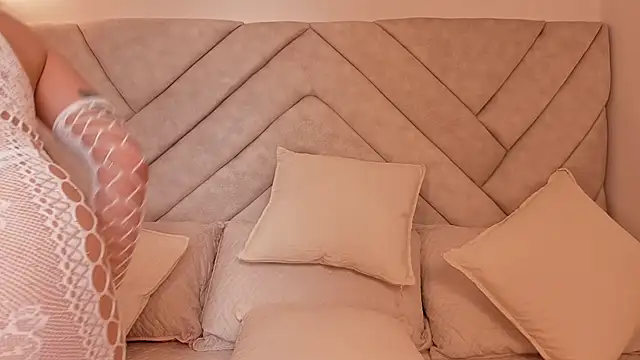 DarlinJones online show from 04/20/26, 07:04